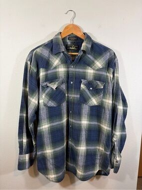 Canyon Guide Blue & Green Plaid Flannel Shirt